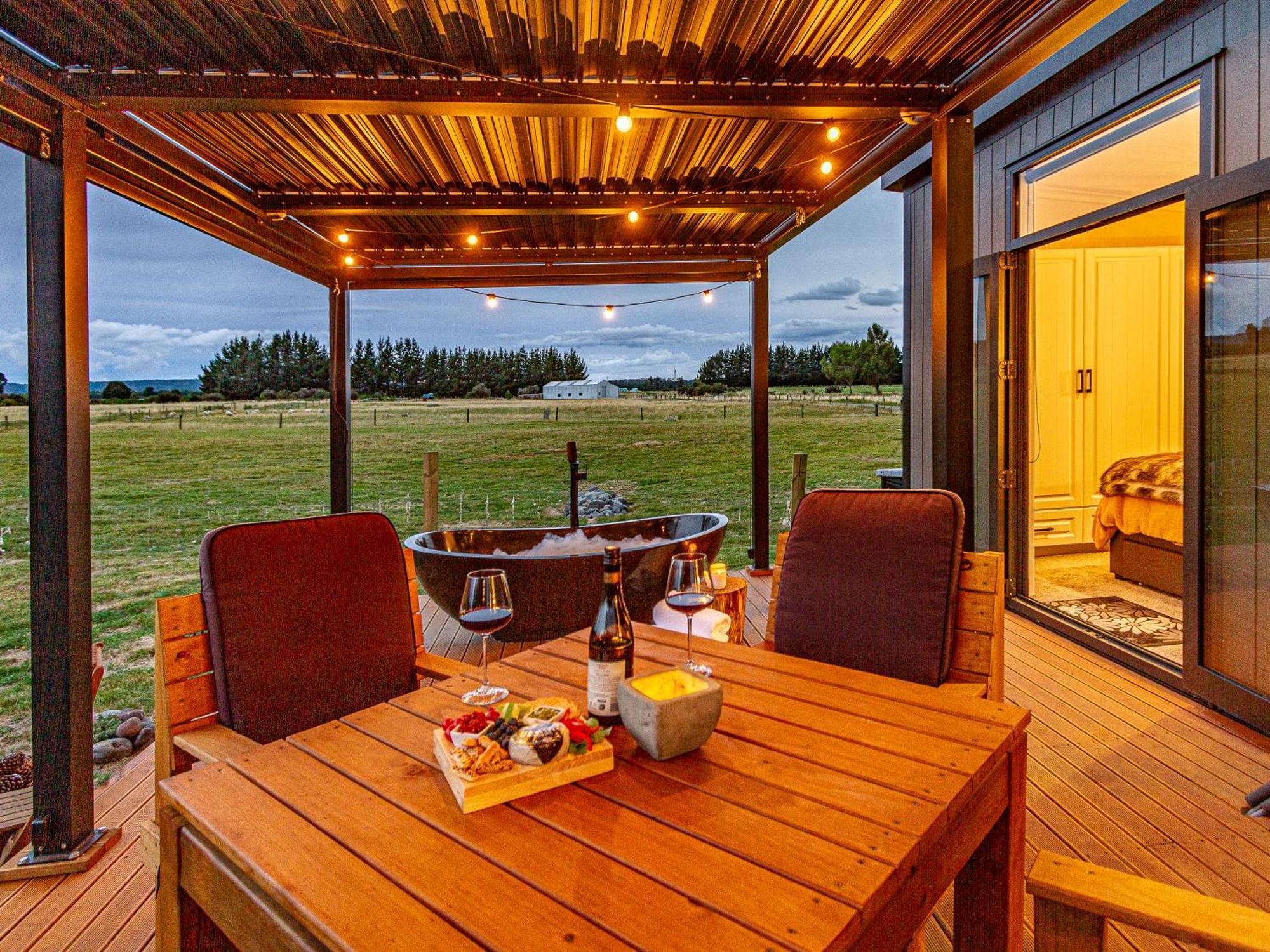 Mangateitei Views - Rangataua Tiny Home 오하쿠네 외부 사진