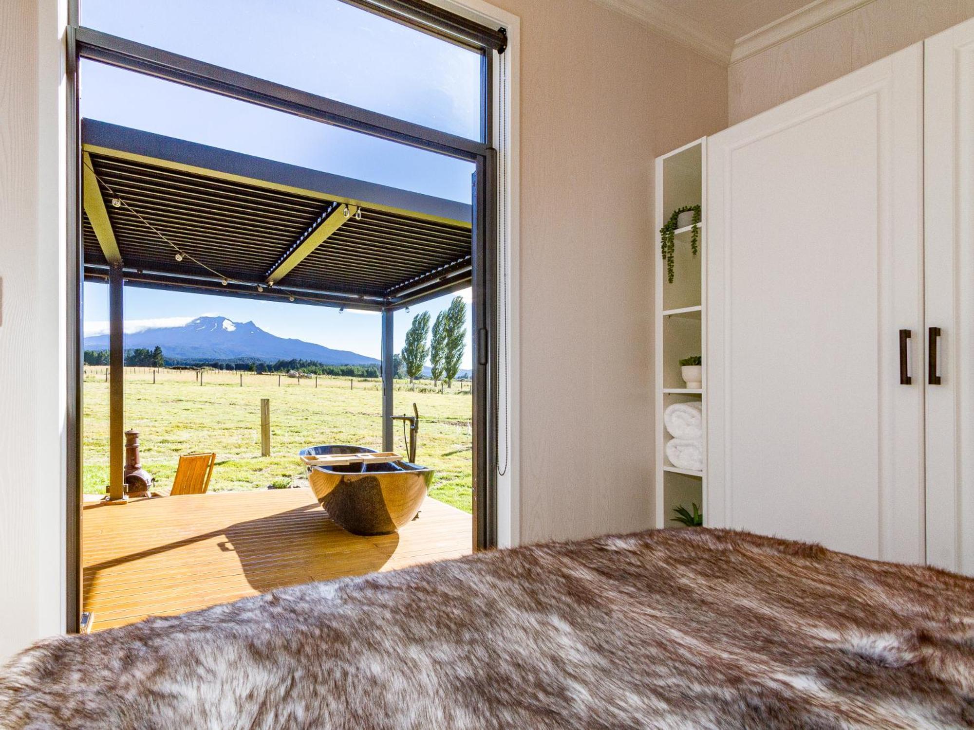 Mangateitei Views - Rangataua Tiny Home 오하쿠네 외부 사진